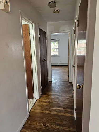 108 Sussex St #1FLBASEMENT Photo 1