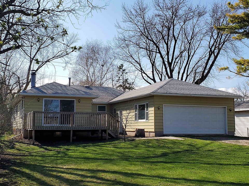1st image of N8067 Lakeshore Dr