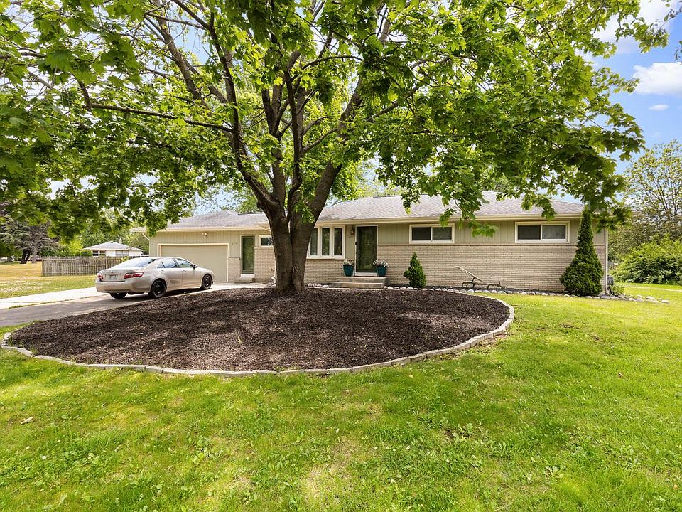 1st image of 3301 E Carol COURT