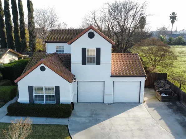 1150 Pointe Oeste Ave, Gustine, CA 95322