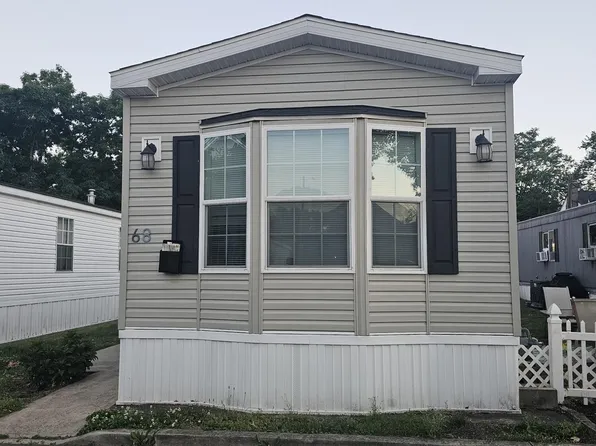 68 Alex Court, Hazlet, NJ 07730
