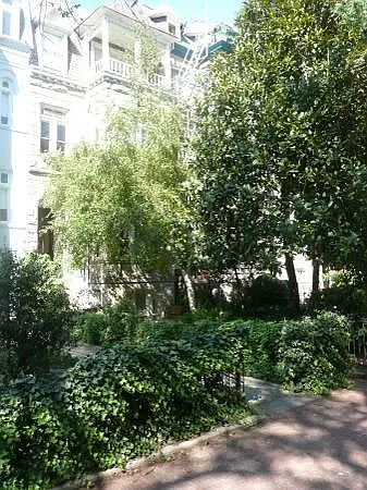 1012 E Capitol St NE #B — Photo 1
