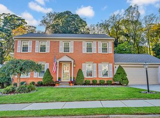 7846 Godolphin Dr, Springfield, VA 22153
