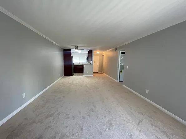 21520 Burbank Blvd #200, Woodland Hills, CA 91367