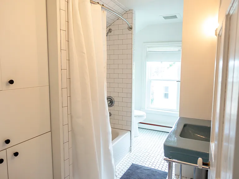 Upstairs full bath