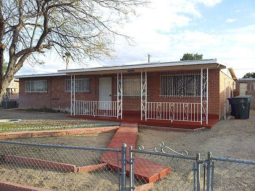 1st image of 657 W Calle Garcia