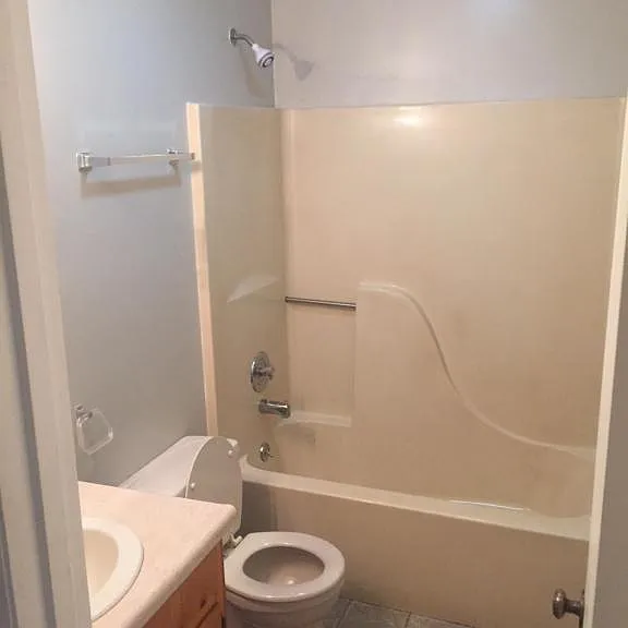 82 Iron Mountain Dr #84B — Photo 5