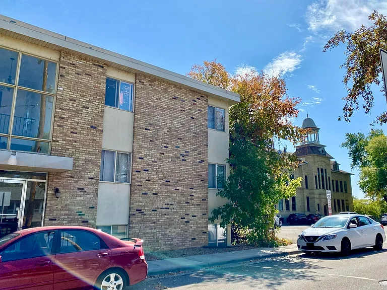 233 School Ave #107 — Photo 5