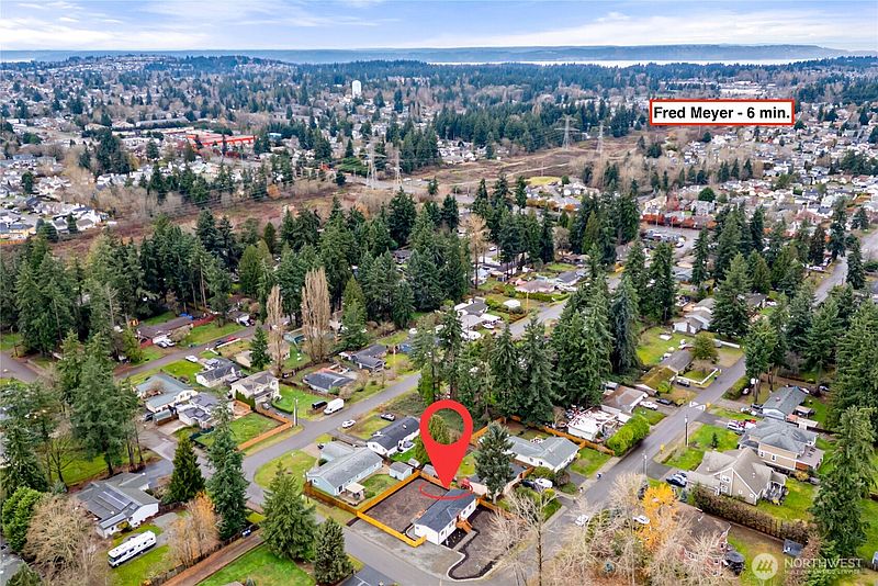 4th image of 35851 12th Avenue SW
