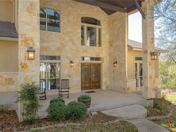 451 Winding Vw, New Braunfels, TX 78132