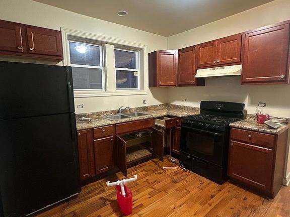 2nd image of 1433 N Lockwood Ave #1