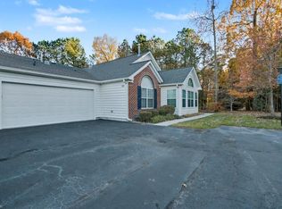 103 Horatio Gates Dr, Yorktown, VA 23690