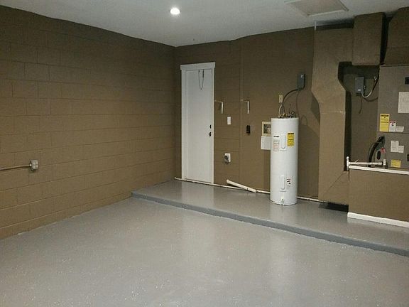 5th image of 2211 Cornell Dr