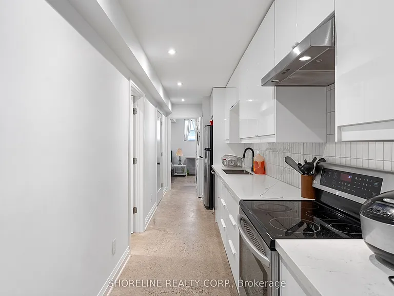 14 Seaforth Ave #BASEMENT — Photo 4