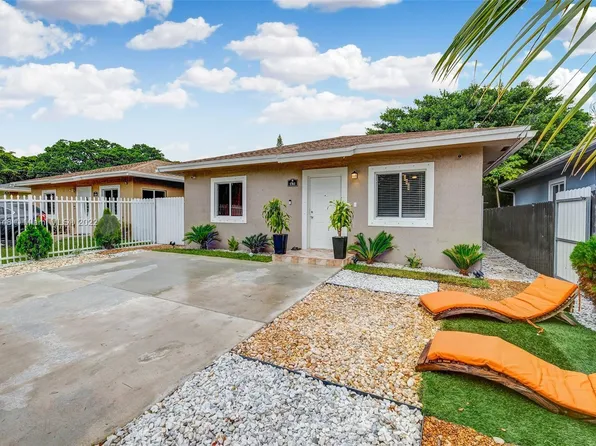 1761 NW 67th St, Miami, FL 33147