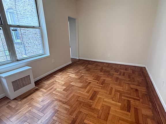3rd image of 1947 65th St #1