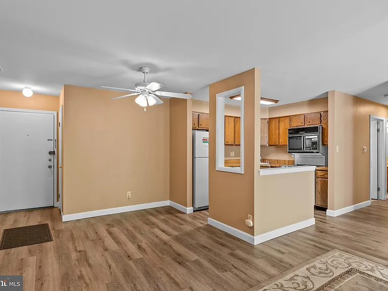 2516 Eagle Row — Photo 4