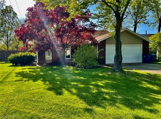 5520 Edgewood Dr, Lorain, OH
