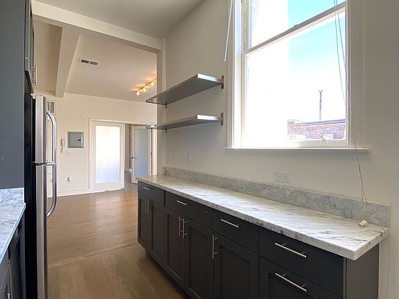 4th image of 725 Leavenworth St #79057
