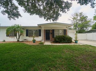 10705 Lake Carroll Way, Tampa, FL 33618