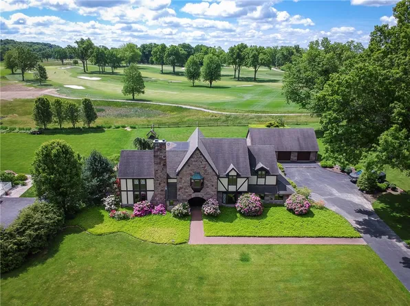 115 Larchwood Dr, Butler, PA 16002