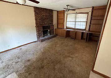 5th image of 520 33rd St