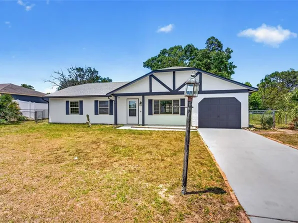 329 Oak Track Dr, Ocala, FL 34472