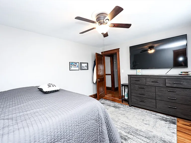 65 Clifford St #2 — Photo 8