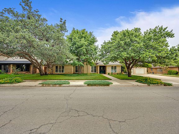 3rd image of 4206 88th St
