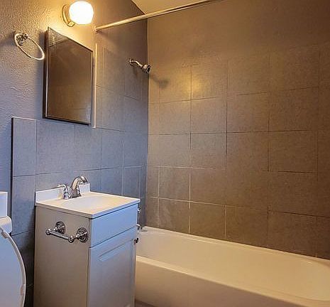 4th image of 7301 Jensen Dr APT 10