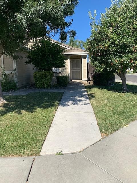 1st image of 966 Hunter Ln