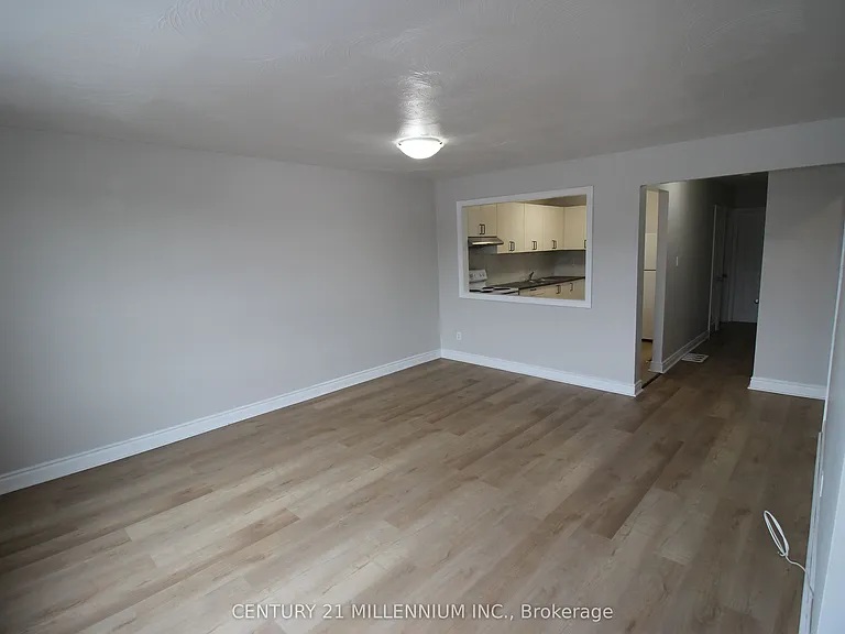 2991 Islington Ave #UPPER — Photo 10