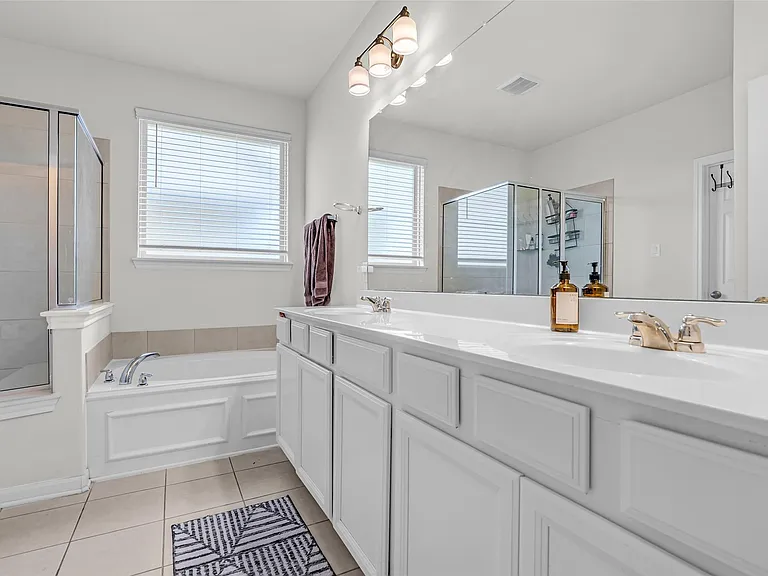 17330 Hartford Field Ln — Photo 19