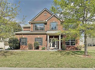 3085 Gayle Manor Ln, Snellville, GA 30078