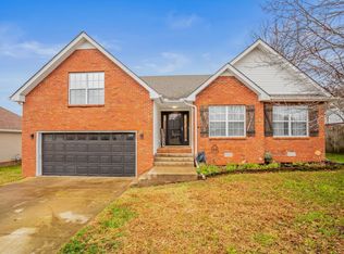 1903 Sydney Louise Dr, Clarksville, TN 37042