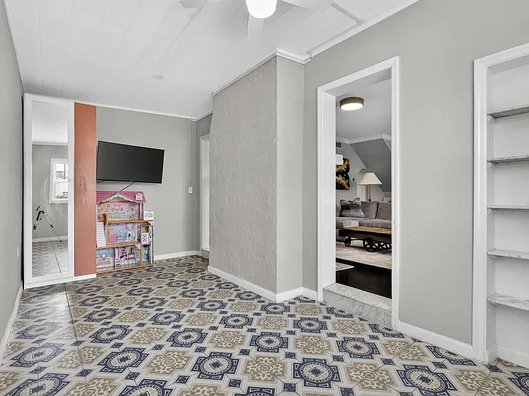 412 El Prado — Photo 10