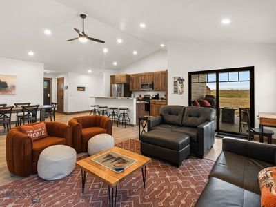 132 Sky Vw, Ennis, MT, 59729