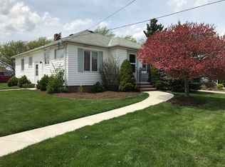 5436 Hauserman Rd, Parma, OH 44130