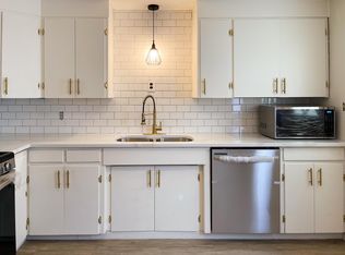 32 Marshall Rd, Manchester, CT 06040