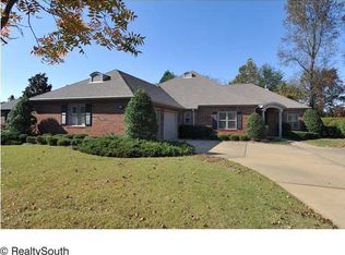 309 Strathdon Pl, Vestavia, AL 35242