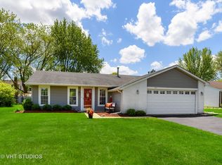 221 E Farmgate Ln, Palatine, IL 60067
