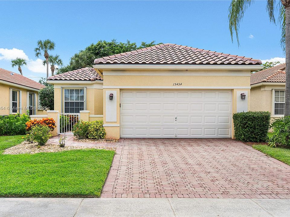 1st image of 15434 Fiorenza Cir