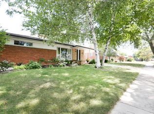 23113 Norcrest Dr, Saint Clair Shores, MI