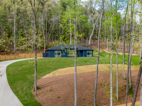 241 Sliding Rock Rd, Pickens, SC 29671