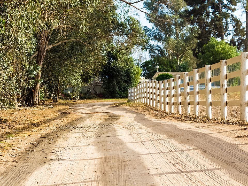 1st image of 1053 Camino Caballo