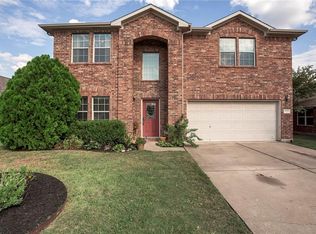 122 Castle Dr, Hutto, TX 78634
