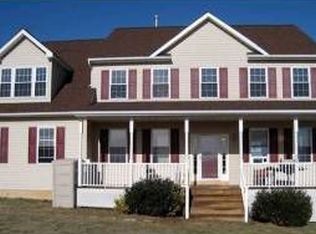 12546 Axline Rd, Lovettsville, VA 20180