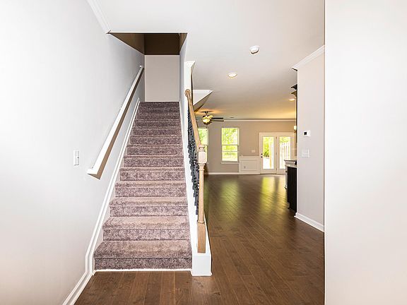 4th image of 2938 Wild Laurel Ct