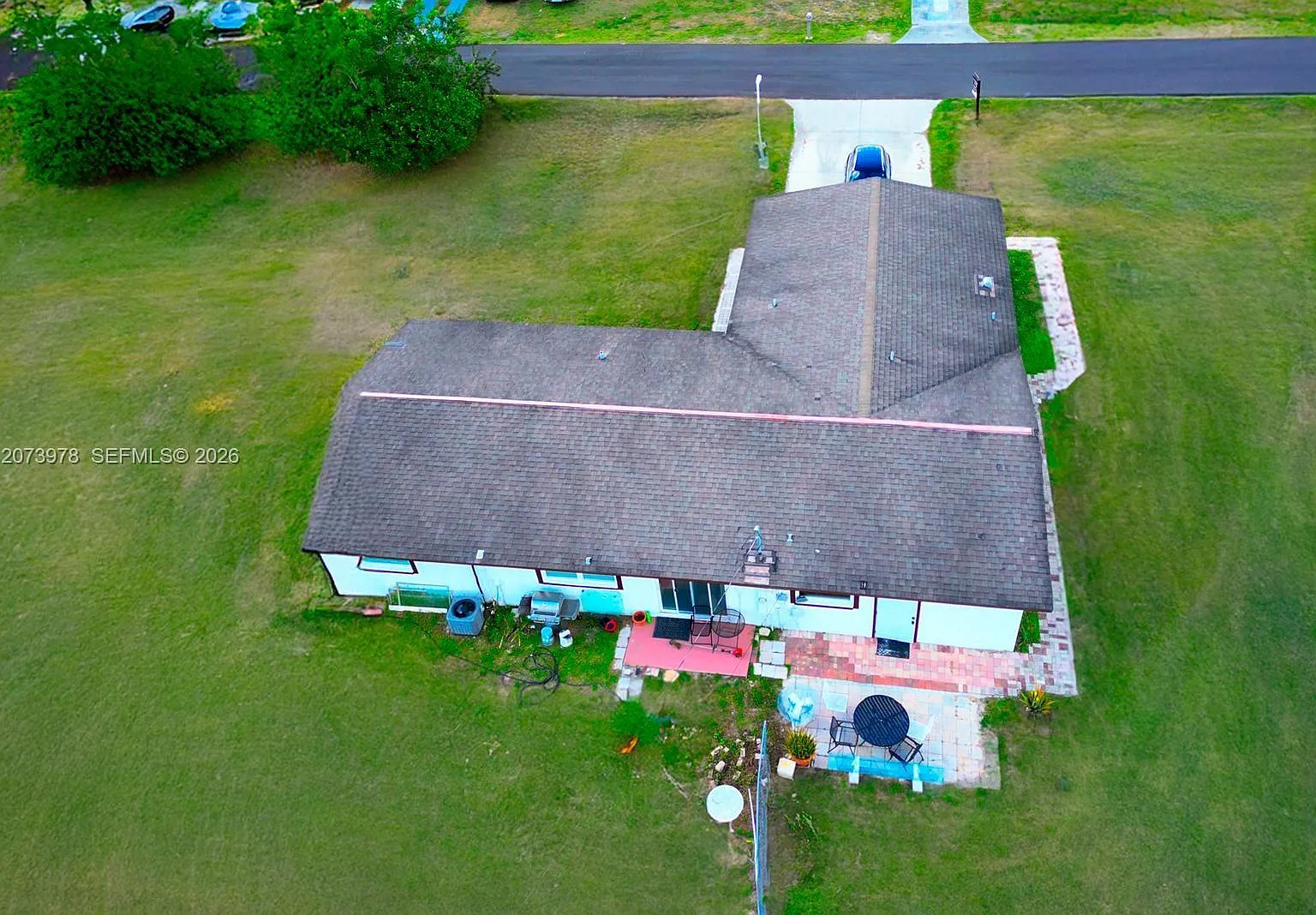 3 bed, 2.0 bath, $1,700 — Photo 3