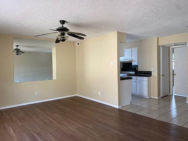 2nd image of 1605 N Macarthur Blvd APT H